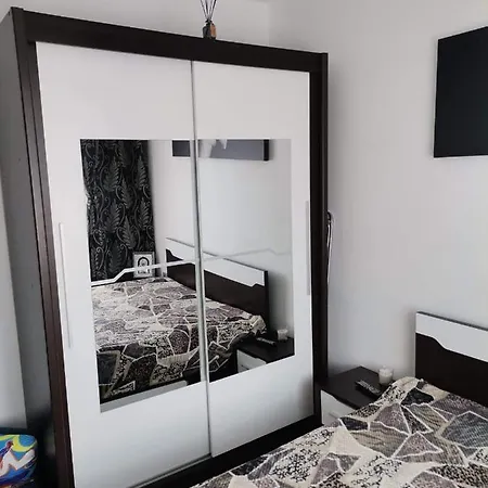 아파트 Apartament Rares